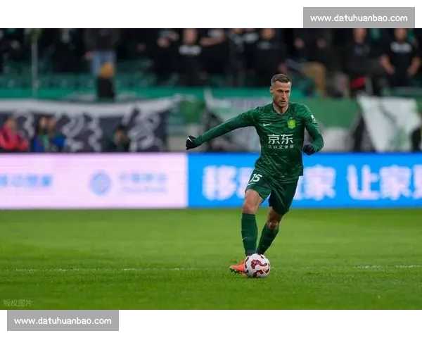 国安 1-0 登顶！恩加德乌造乌龙，林良铭、斯帕伊奇伤退